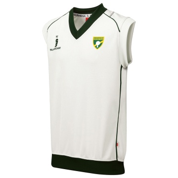 Bradfield CC - Curve Sleeveless Sweater - Green Trim - Juniors